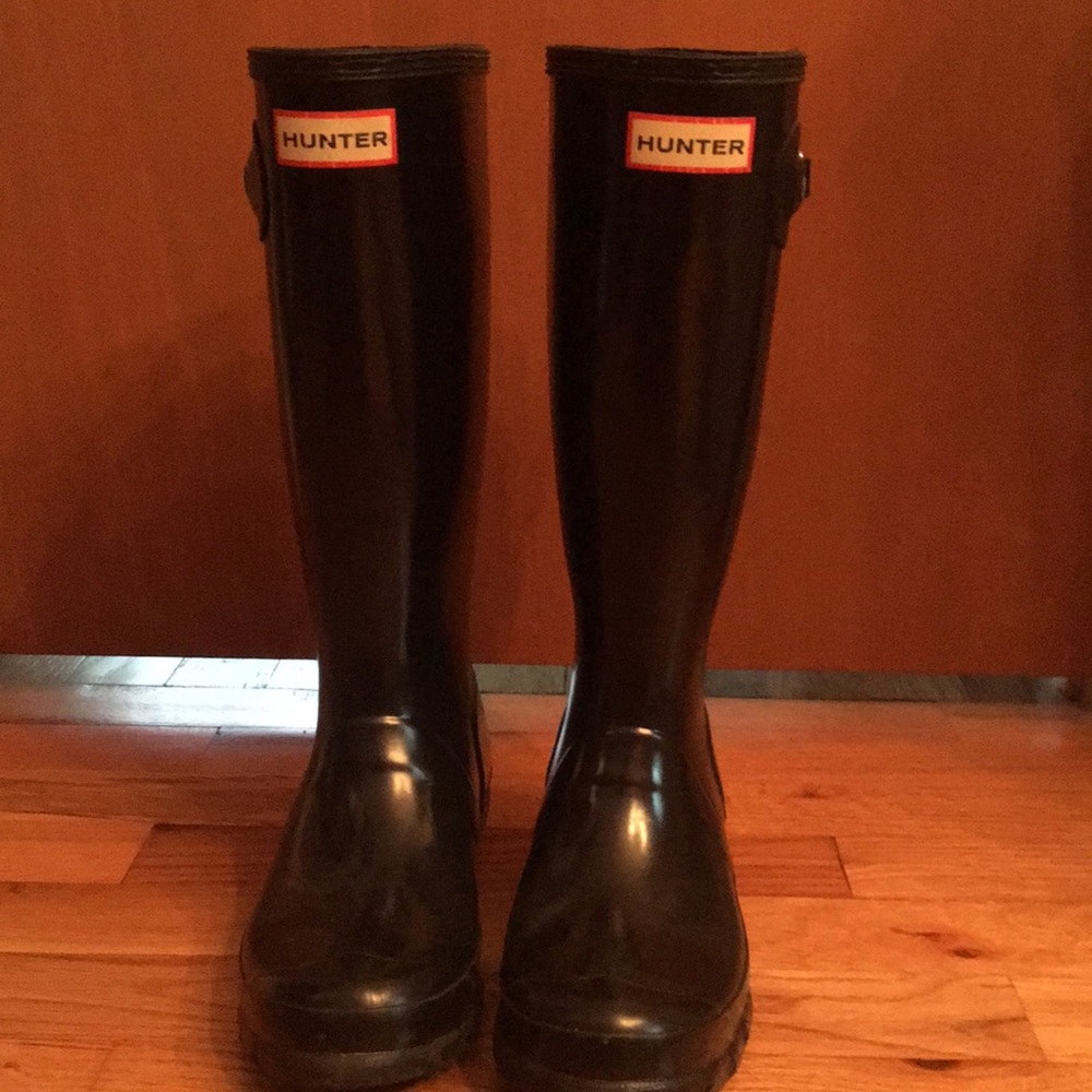 Shiny black Hunter rain boots
